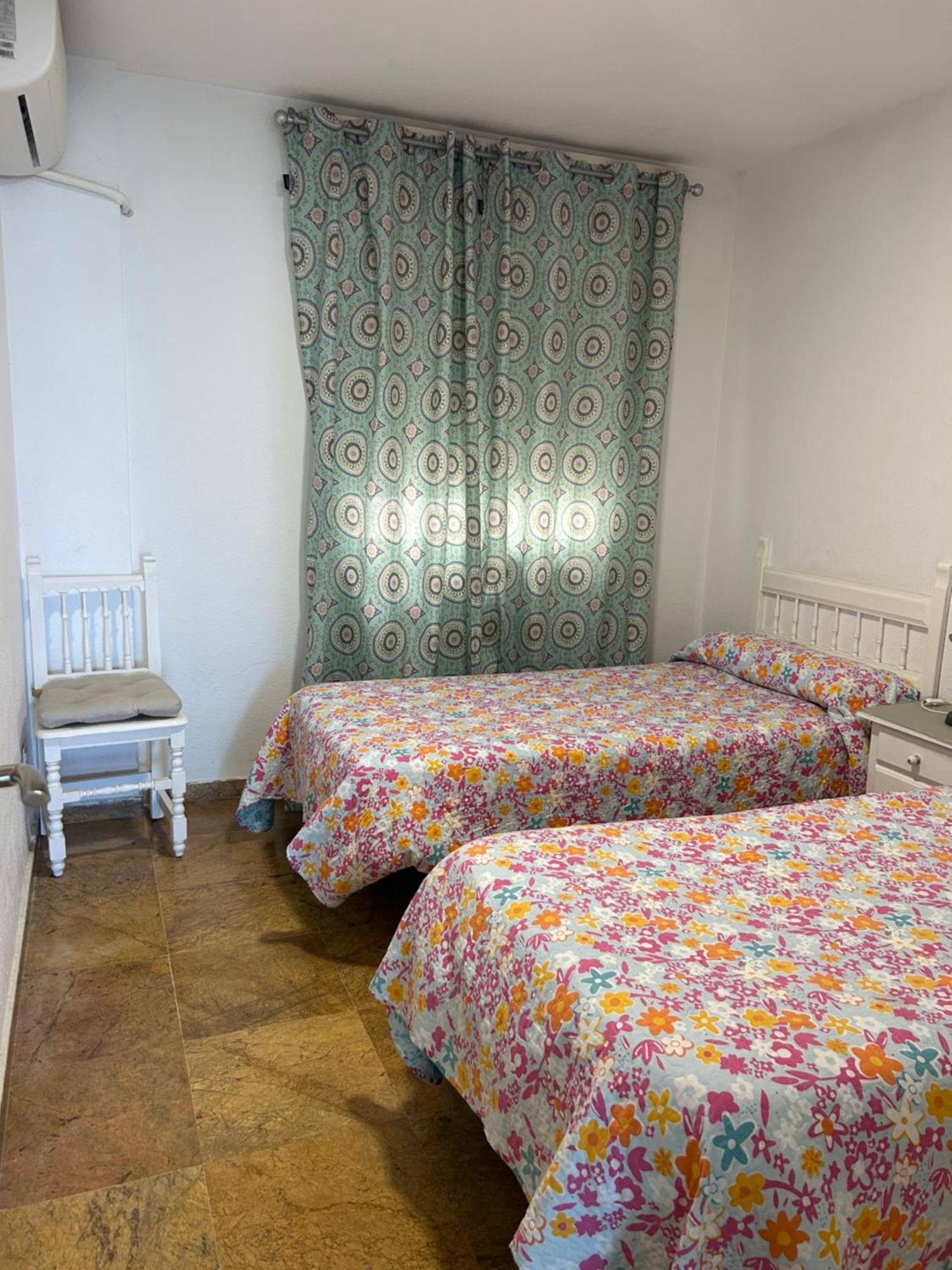 Apartamento Frente Al Mar,Primera Linea De Playa 린콘데라빅토리아 외부 사진