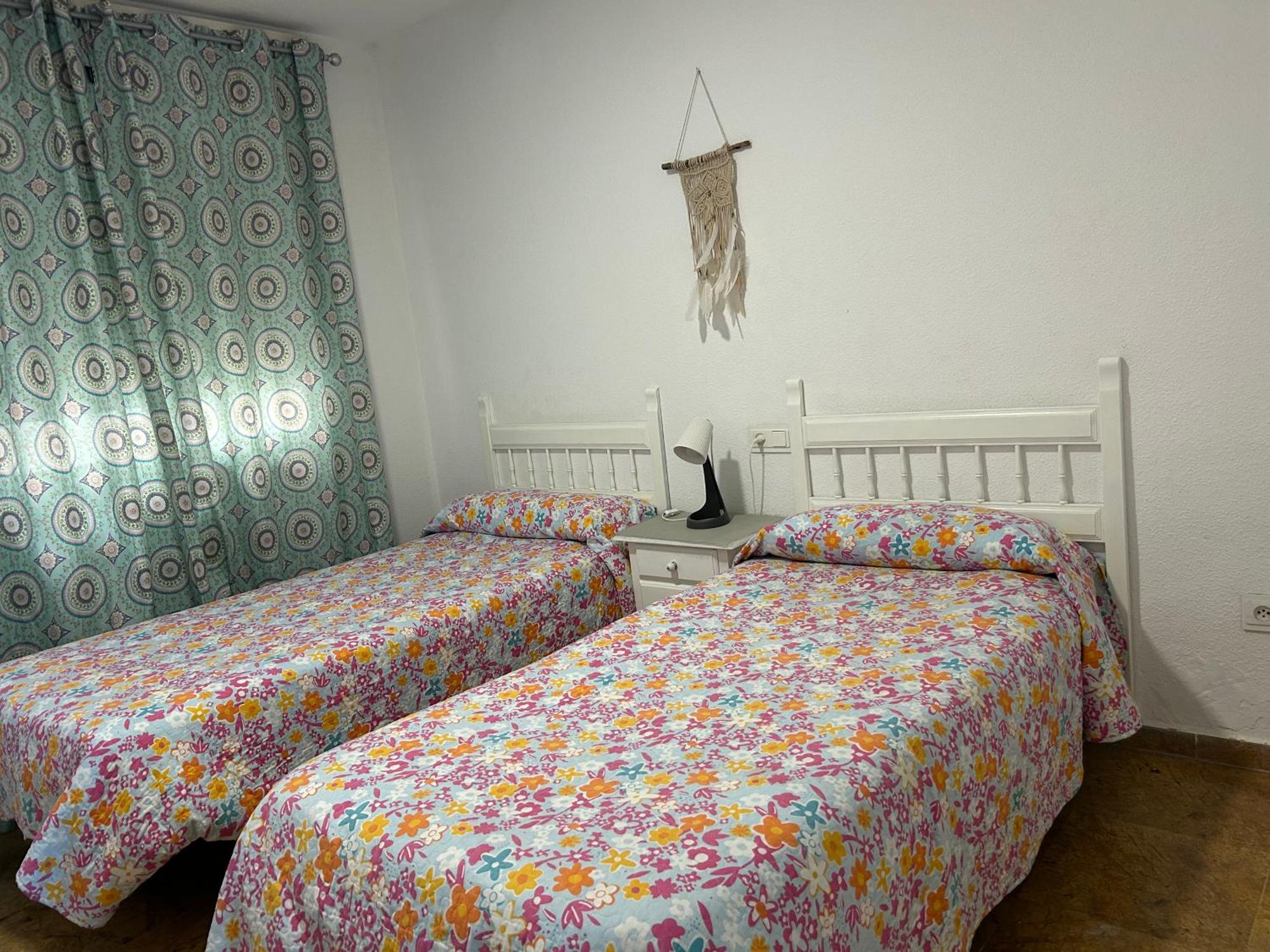Apartamento Frente Al Mar,Primera Linea De Playa 린콘데라빅토리아 외부 사진