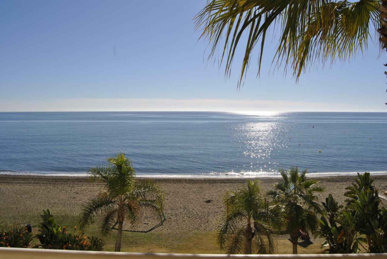 Apartamento Frente Al Mar,Primera Linea De Playa 린콘데라빅토리아 외부 사진